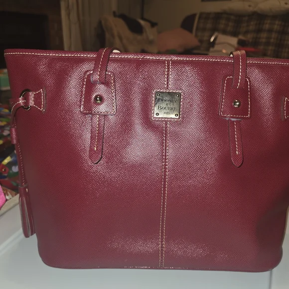 Dooney & Bourke Burgandy Davis Tote - Picture 1 of 6